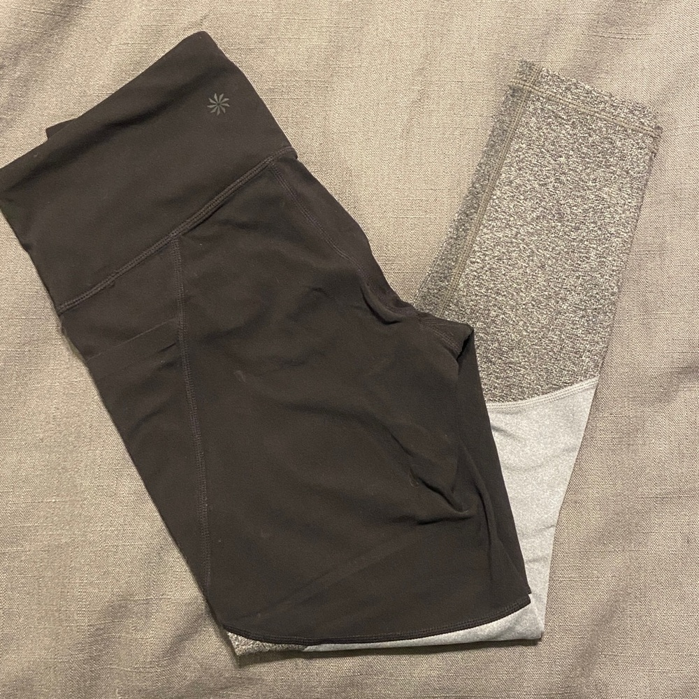 Athleta leggings sz small black and gray